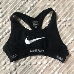 Nike Pro Youth sports bra